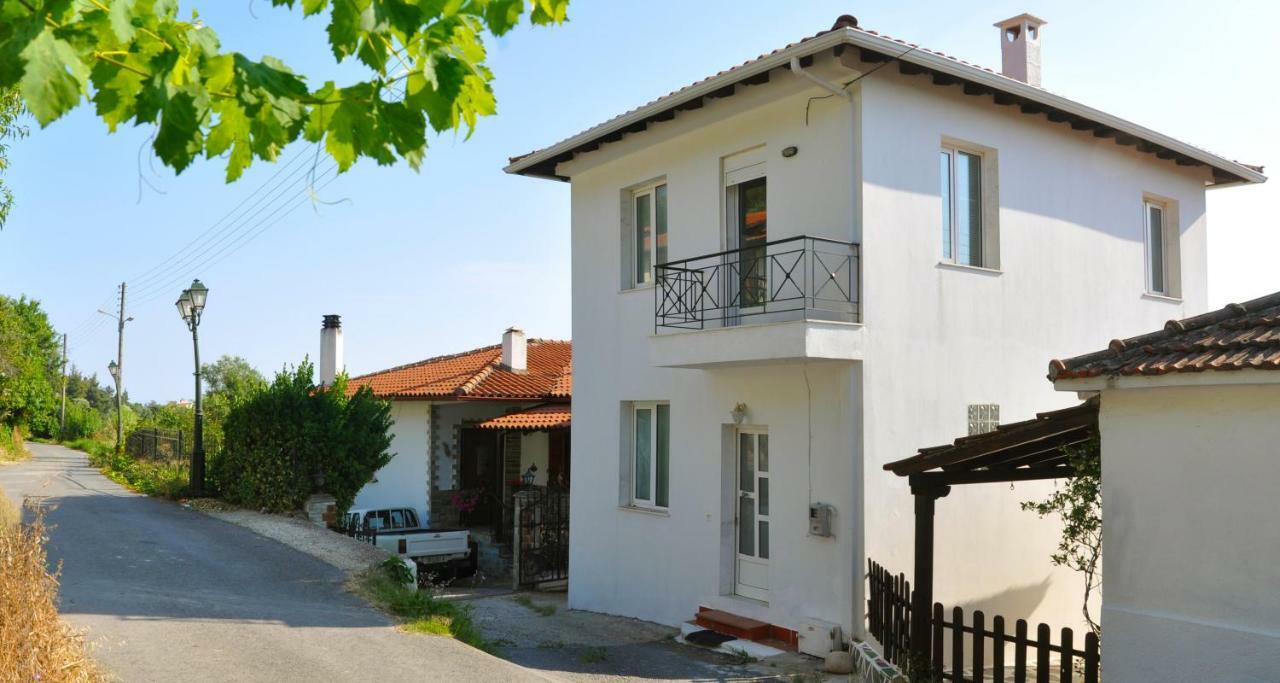 Village Holiday House Nick Agia Paraskevi  Exteriör bild